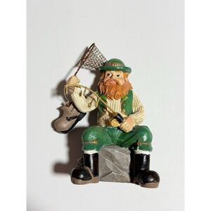 Leprechaun With Fishing Net Figurine WMG 2006 4 " Tall